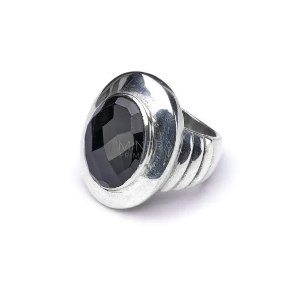 anillo de plata y mineral de onix pulido