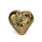 corazon de mineral de pirita decoración con minerales