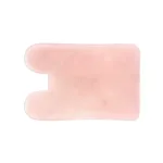 gua sha de cuarzo rosa con forma de almena