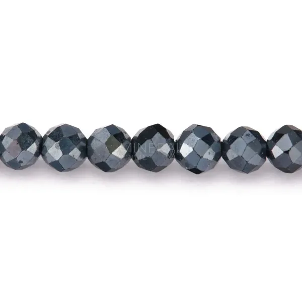 hilo con esferas facetadas de mineral de espinela negra