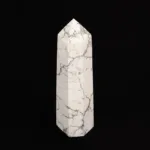 punta de magnesita piedra mineral en bruto
