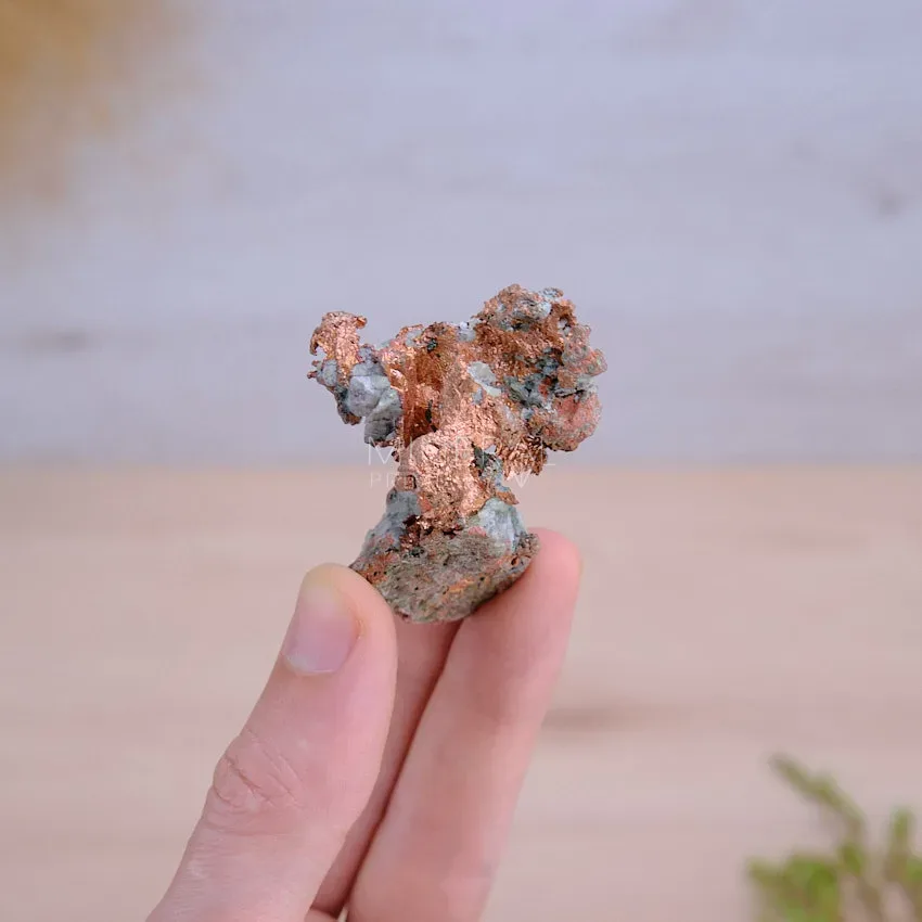 cobre nativo en matriz mineral en bruto precio