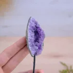 drusa pequena de amatista piedra