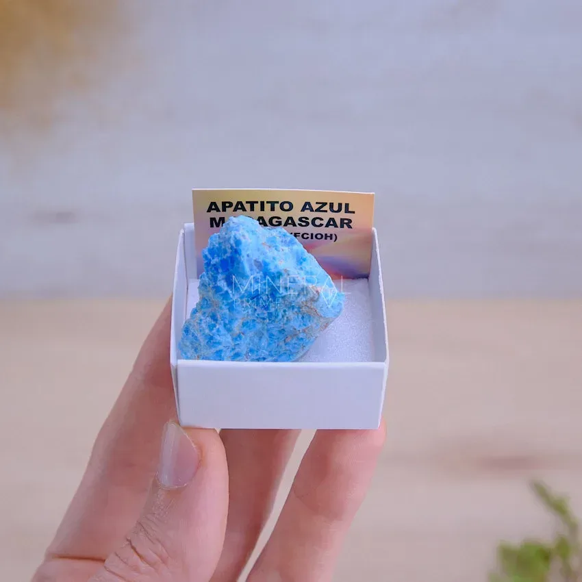 mineral de coleccion apatito azul en bruto precio