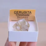 mineral de coleccion cerusita en bruto natural