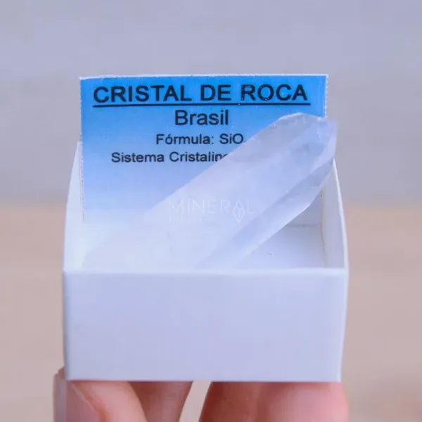 mineral de coleccion cuarzo cristal de roca en bruto natural