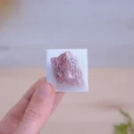 mineral de coleccion cuarzo fresa en bruto propiedades
