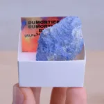 mineral de coleccion dumortierita en bruto natural