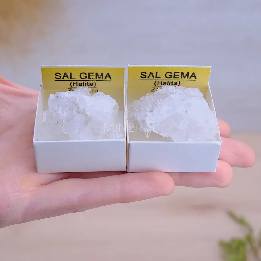 mineral de coleccion sal gema halita piedra