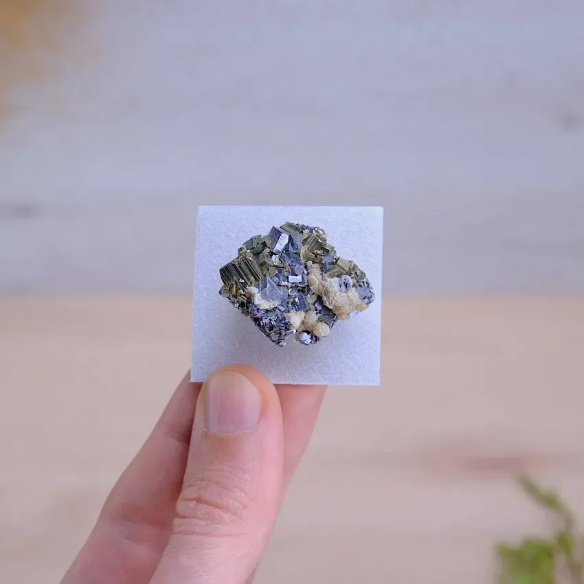mineral de coleccion sulfuro de pirita galena y esfalerita en bruto propiedades