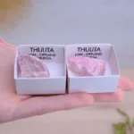 mineral de coleccion thulita piedra