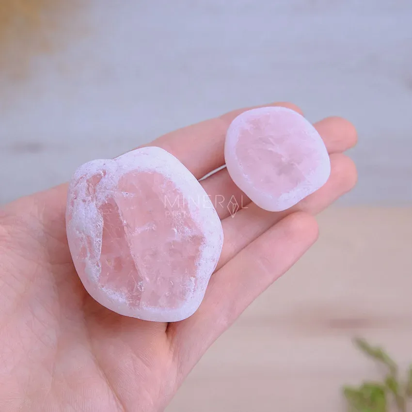 mineral rodado de cuarzo rosa vision natural