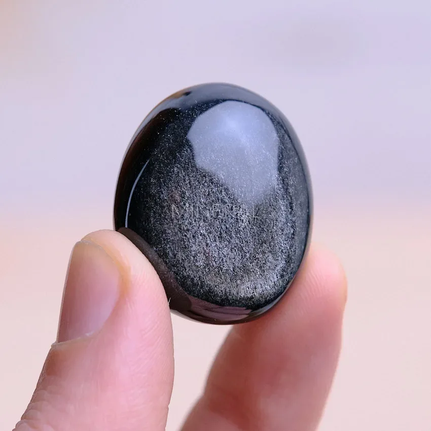 mineral rodado de obsidiana plata natural