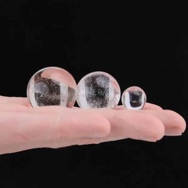 esfera de cuarzo cristal de roca natural