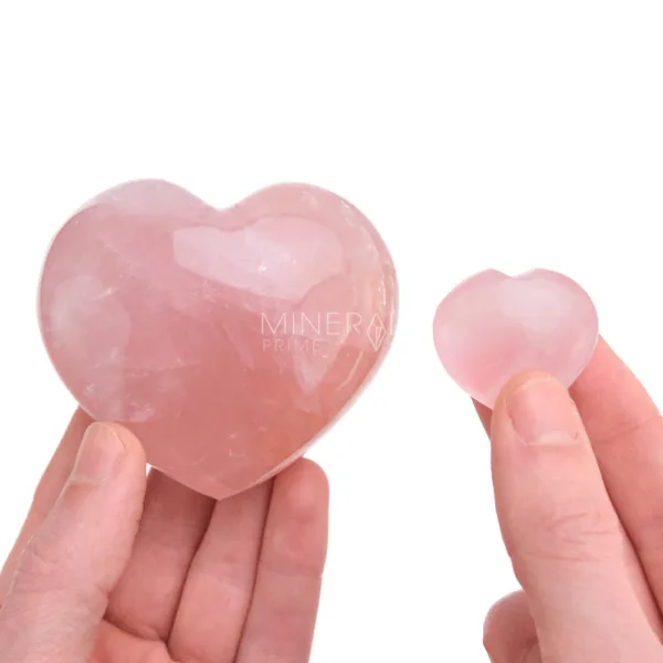 corazon de cuarzo rosa natural