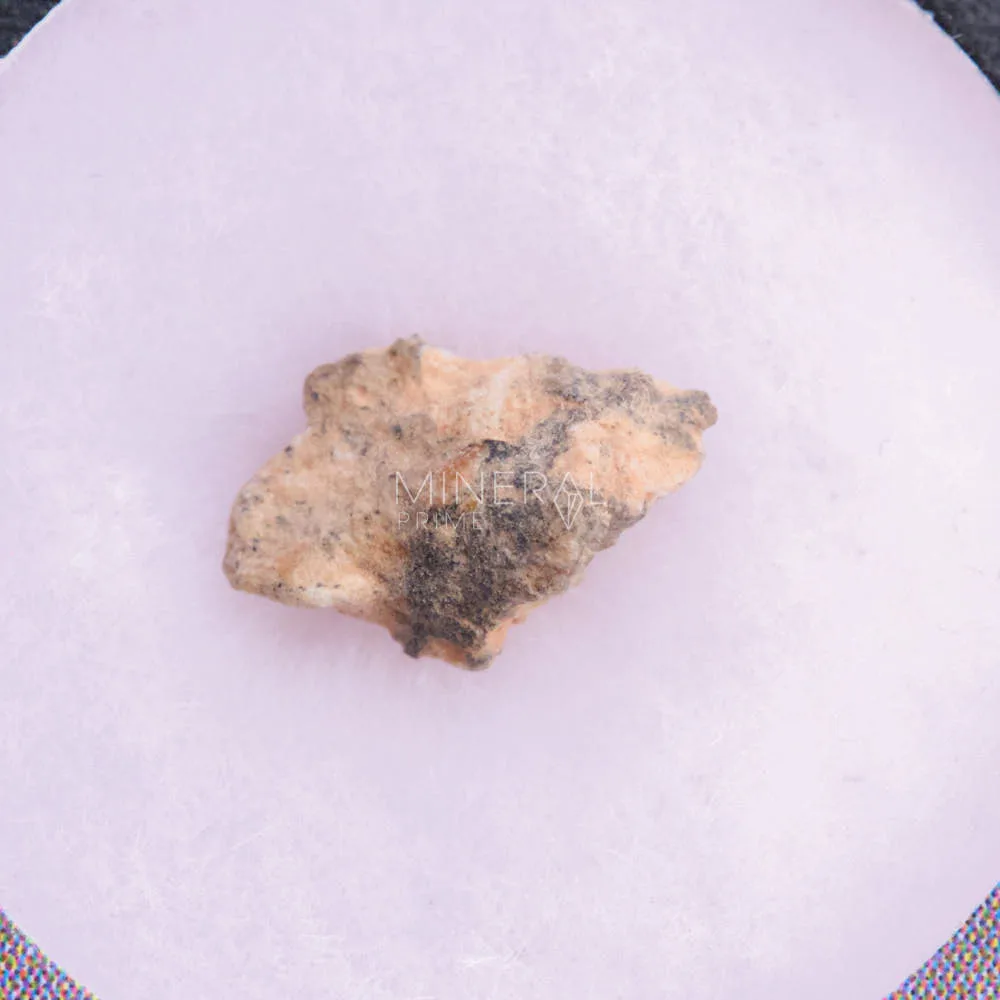 meteorito lunar propiedades