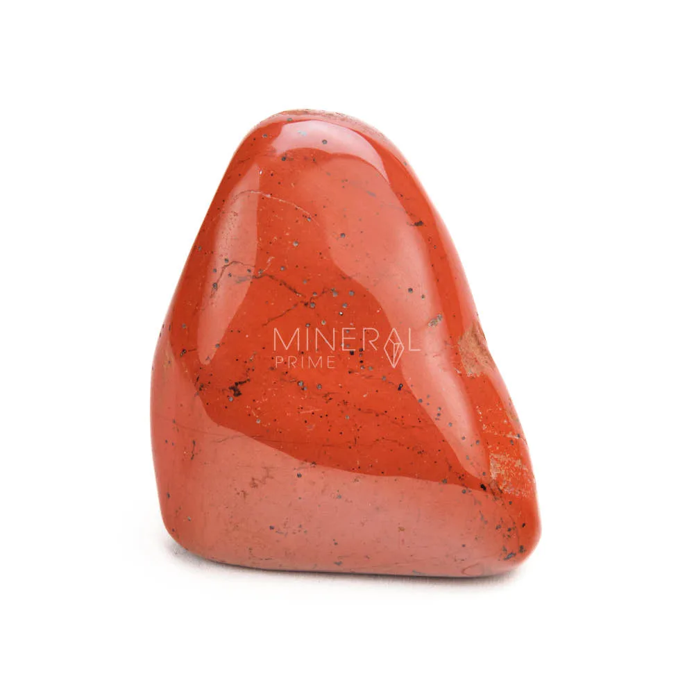 monolito de jaspe rojo mineral