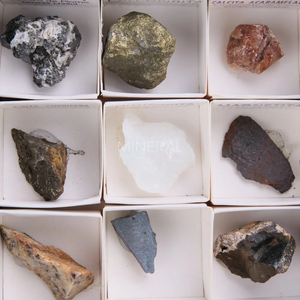 piedra coleccion minerales de andalucia · cajas x cm